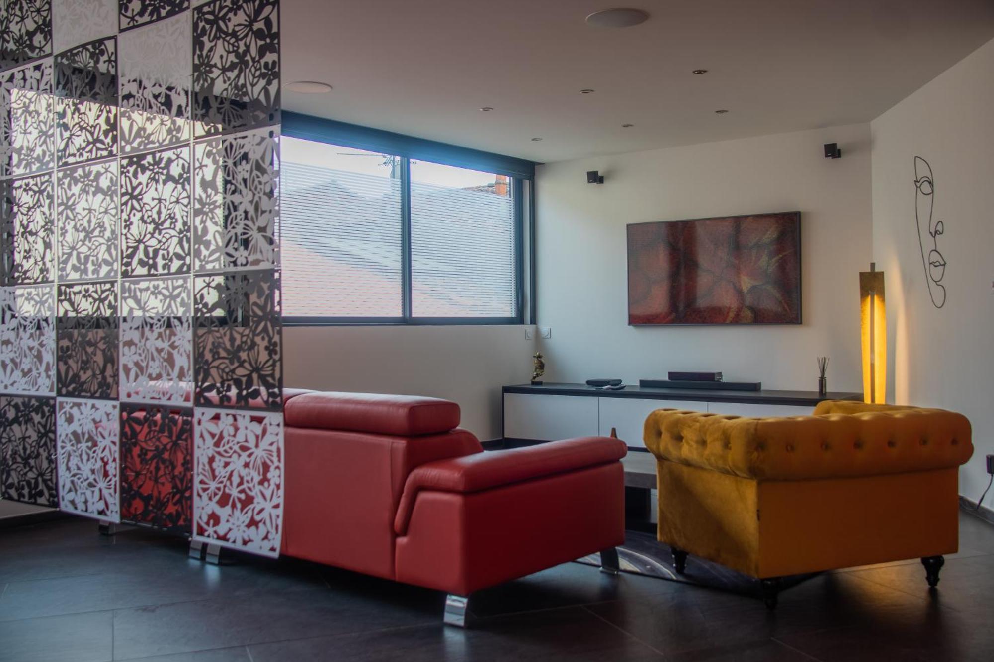 Loft 150 M2 Jacuzzi, Sauna Et Massage Blagnac Esterno foto