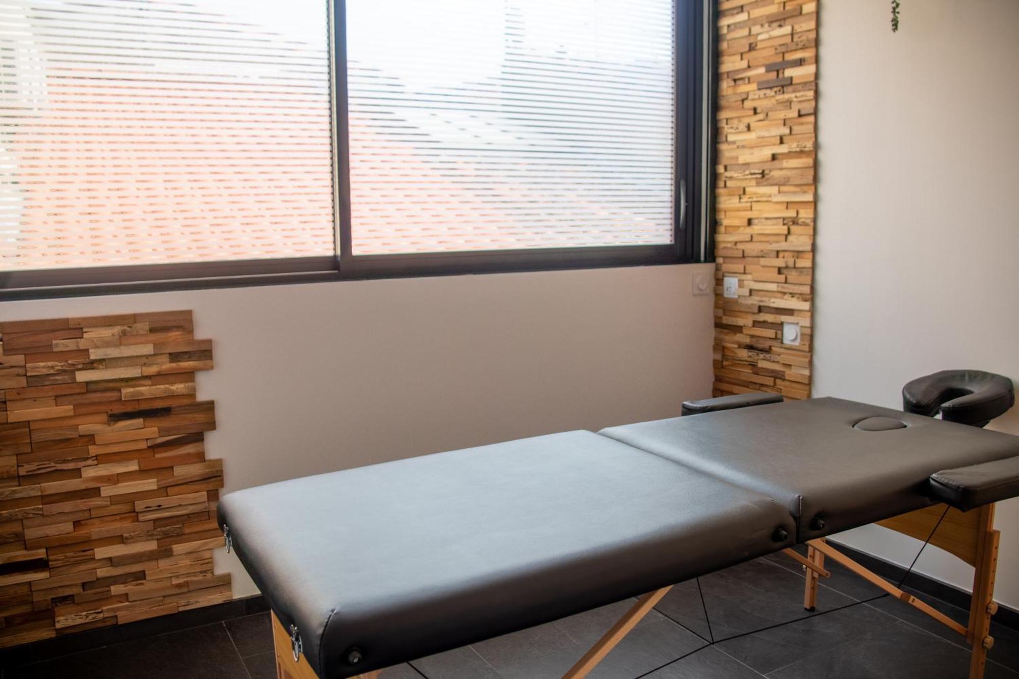 Loft 150 M2 Jacuzzi, Sauna Et Massage Blagnac Esterno foto
